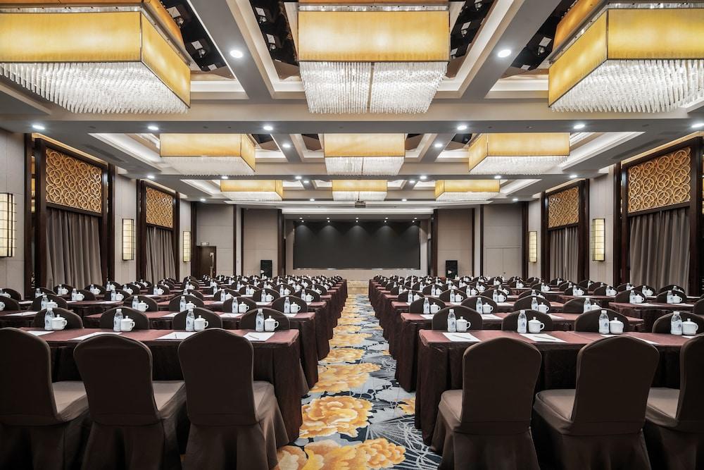 Minshan Lhasa Grand Hotel Ченду Екстер'єр фото
